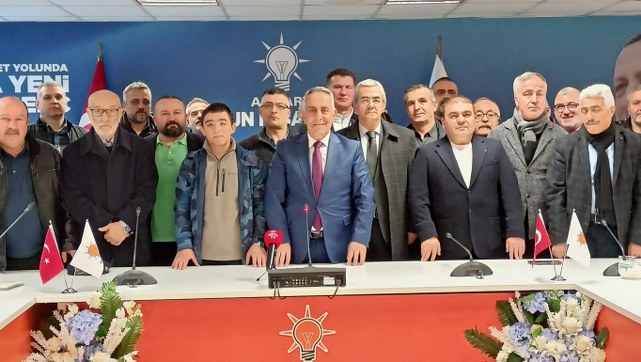 Samsun'da Adem Bektaş aday adaylığını açıkladı! Türkiye için bende varım