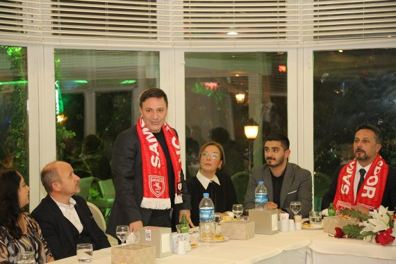 Samsun'da bir ilk! AK Parti, CHP, MHP aday adayları iftarda buluştu