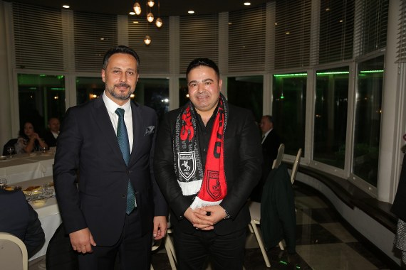 Samsun'da bir ilk! AK Parti, CHP, MHP aday adayları iftarda buluştu