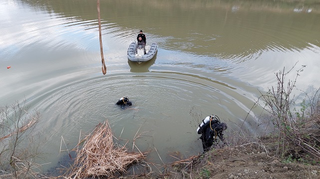Samsun'da araç gölete uçtu