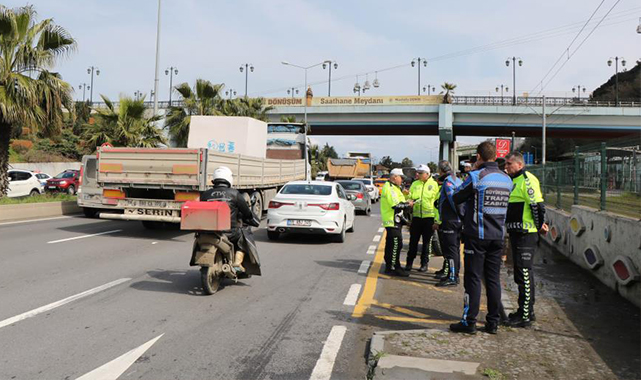 Samsun'da yunus polisleri kaza yaptı
