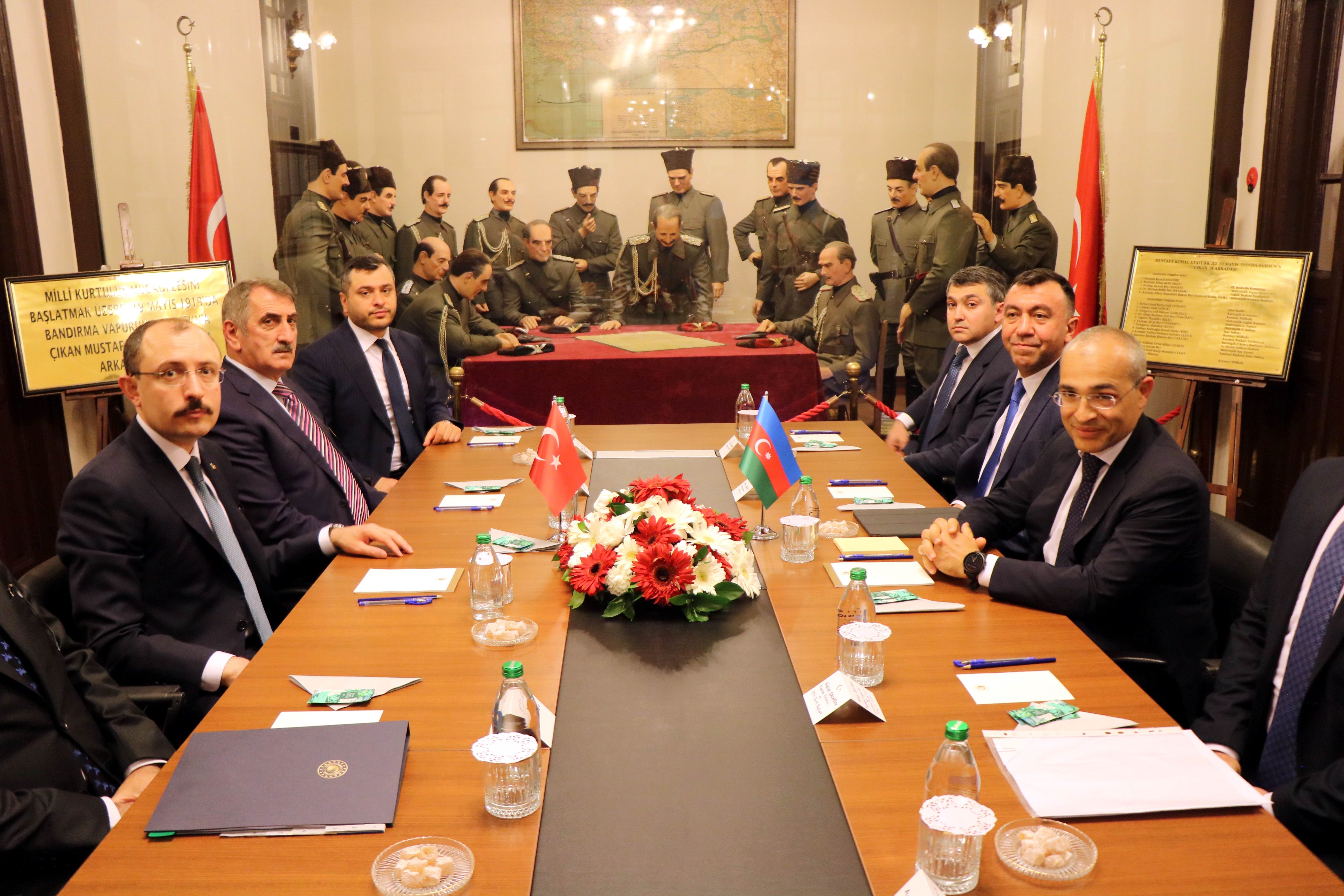 Bakan Muş: ‘15 milyar dolar ticaret hacmi hedefi’