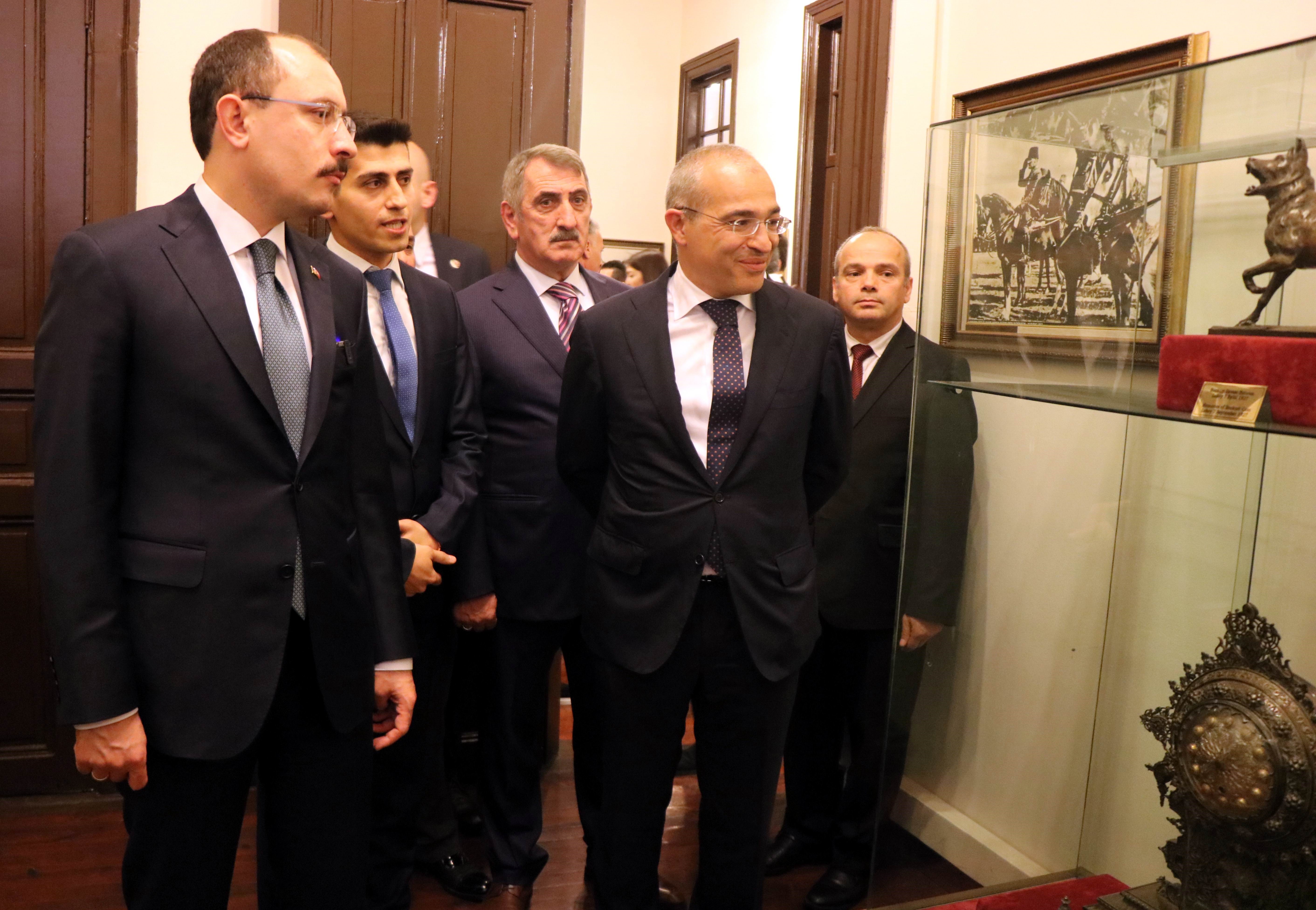 Bakan Muş: ‘15 milyar dolar ticaret hacmi hedefi’