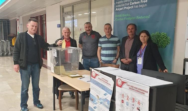 Çarşamba Havalimanı'nda oy verme işlemi sürüyor