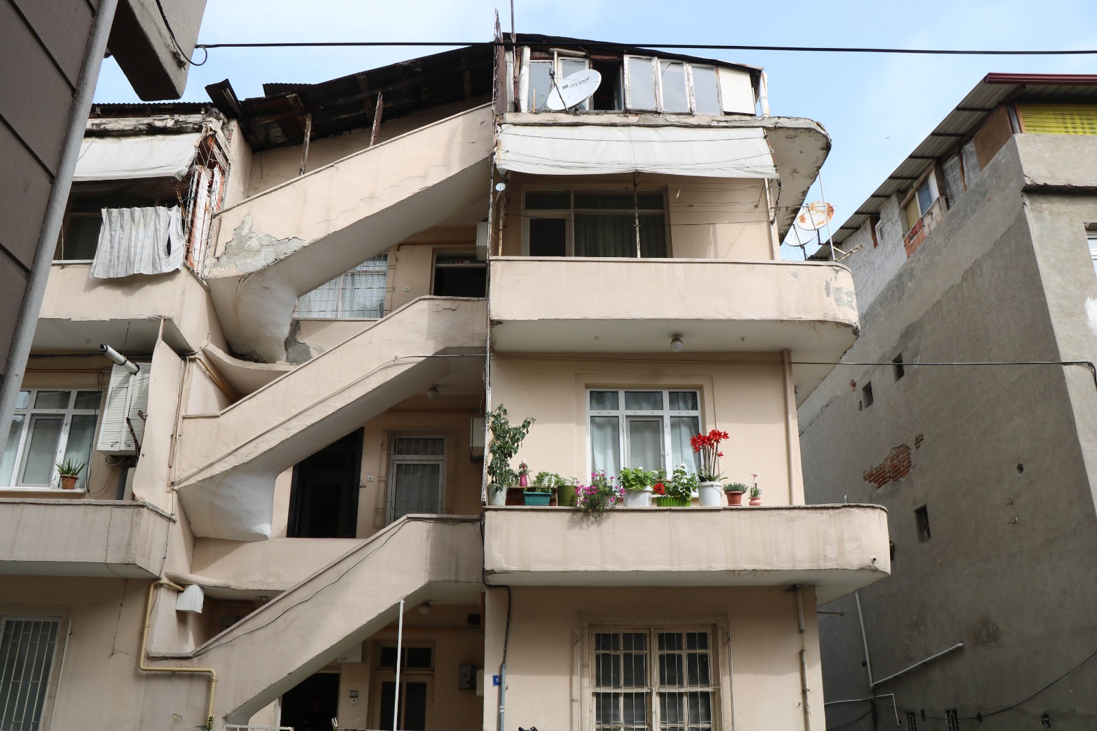 Samsun'da 79 yaşındaki Kemal Yayla 3. kattan düştü! Feci ölüm!