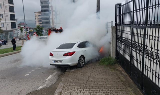 Kadın sürücünün büyük üzüntüsü! Alev alev yandı