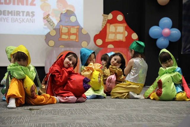 Tüm mahallelerimizde kreş hizmeti vereceğiz