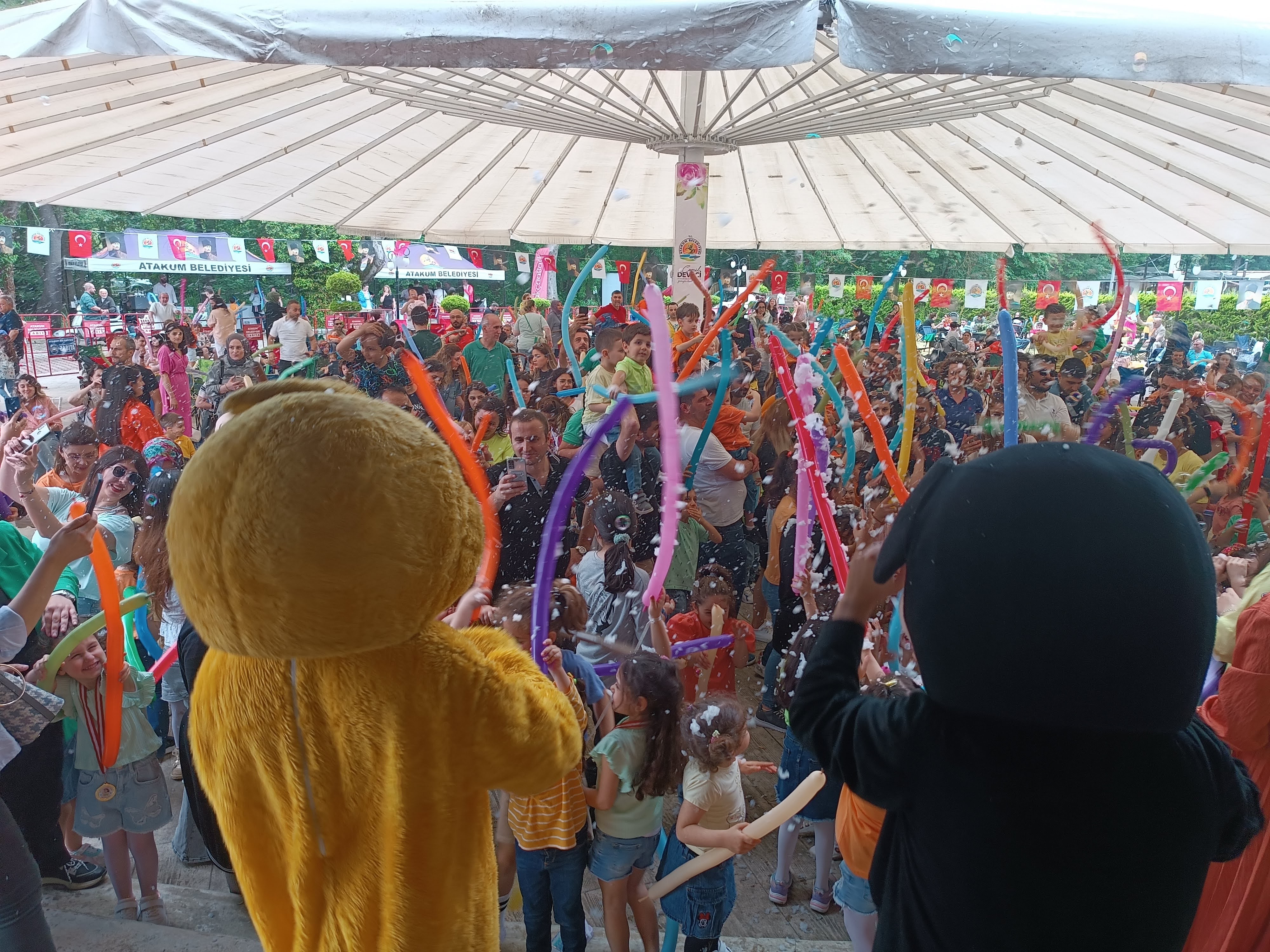 Ata Çocuk Festivali’nde rengarenk anlar