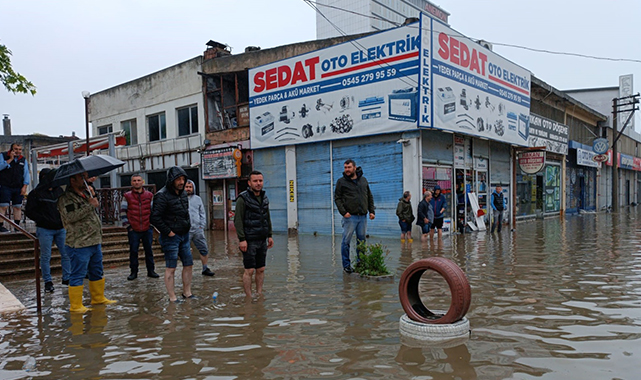 Samsun'da sanayi bölgesi göle döndü