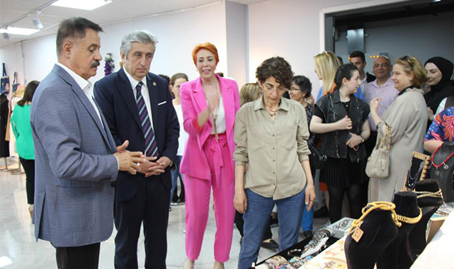 Atakum’da Dikiş ve El Sanatları Sergisi açıldı