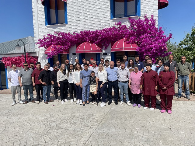 Kadın girişimci tatil köyünde 50 kişi istihdam ediyor