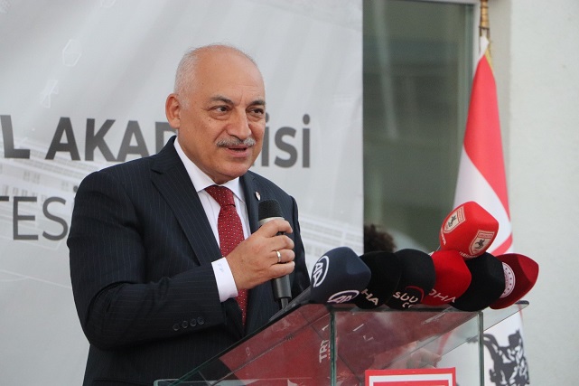 Samsunspor'un altyapı tesisleri açıldı