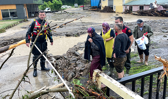 Orta ve Doğu Karadeniz için "turuncu" uyarı: Kuvvetli yağışa dikkat