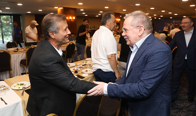 Başkan Mustafa Demir basın mensuplarıyla buluştu