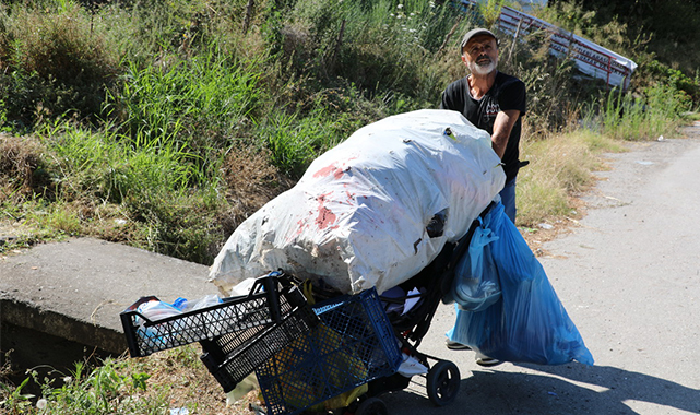 Maratona hazırlanan çöp toplayıcısına meclis üyesi destek verdi