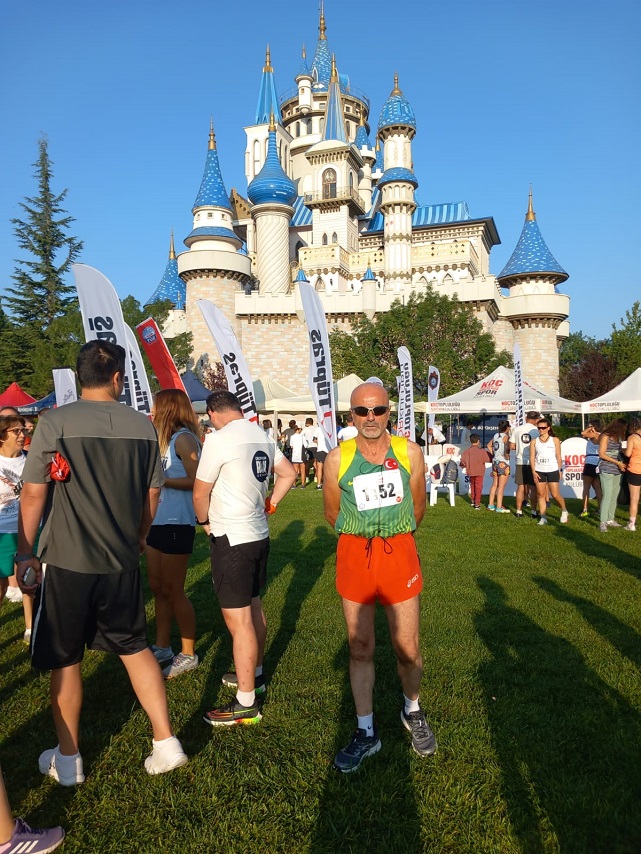 Atık toplayıcısı maratoncunun büyük başarısı