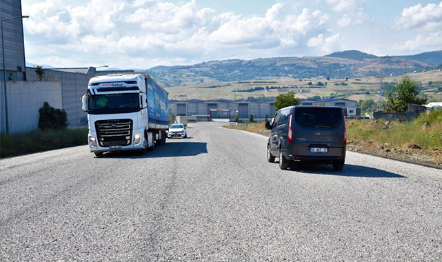 Keresteciler Sitesi yoluna neşter vuruldu