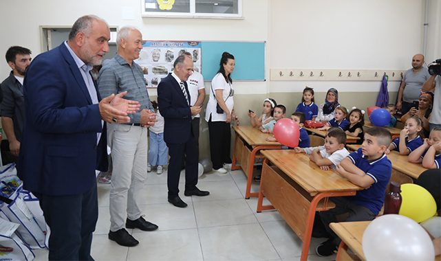 Canik'te iki bin öğrenciye çanta ve kırtasiye yardımı