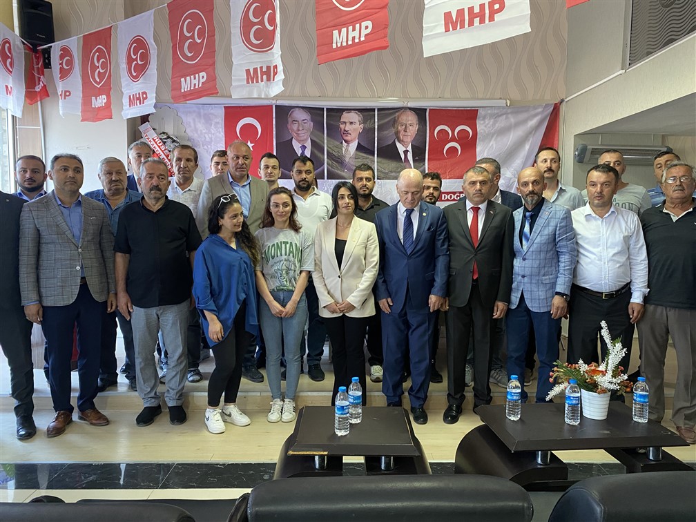 MHP Yakakent ilçe kongresi yapıldı