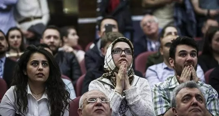 Öğretmen mülakatları kamera kaydı altında!