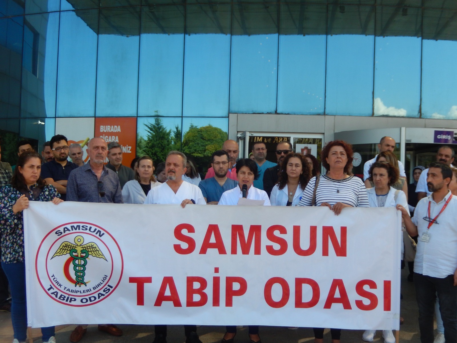 Samsun'da doktorlar, silah zoruyla kaçırılan Dr. Mustafa Erdem için tek ses oldu!