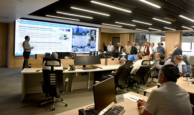 Samsun Büyükşehir Belediyesi projelerini muhtarlara tanıtıyor