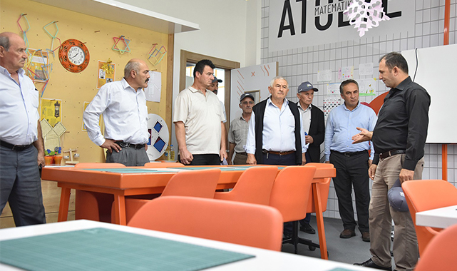 Samsun Büyükşehir Belediyesi projelerini muhtarlara tanıtıyor