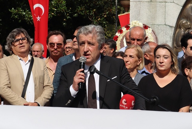 Samsun'da CHP'den laik ve bilimsel eğitim tepkisi