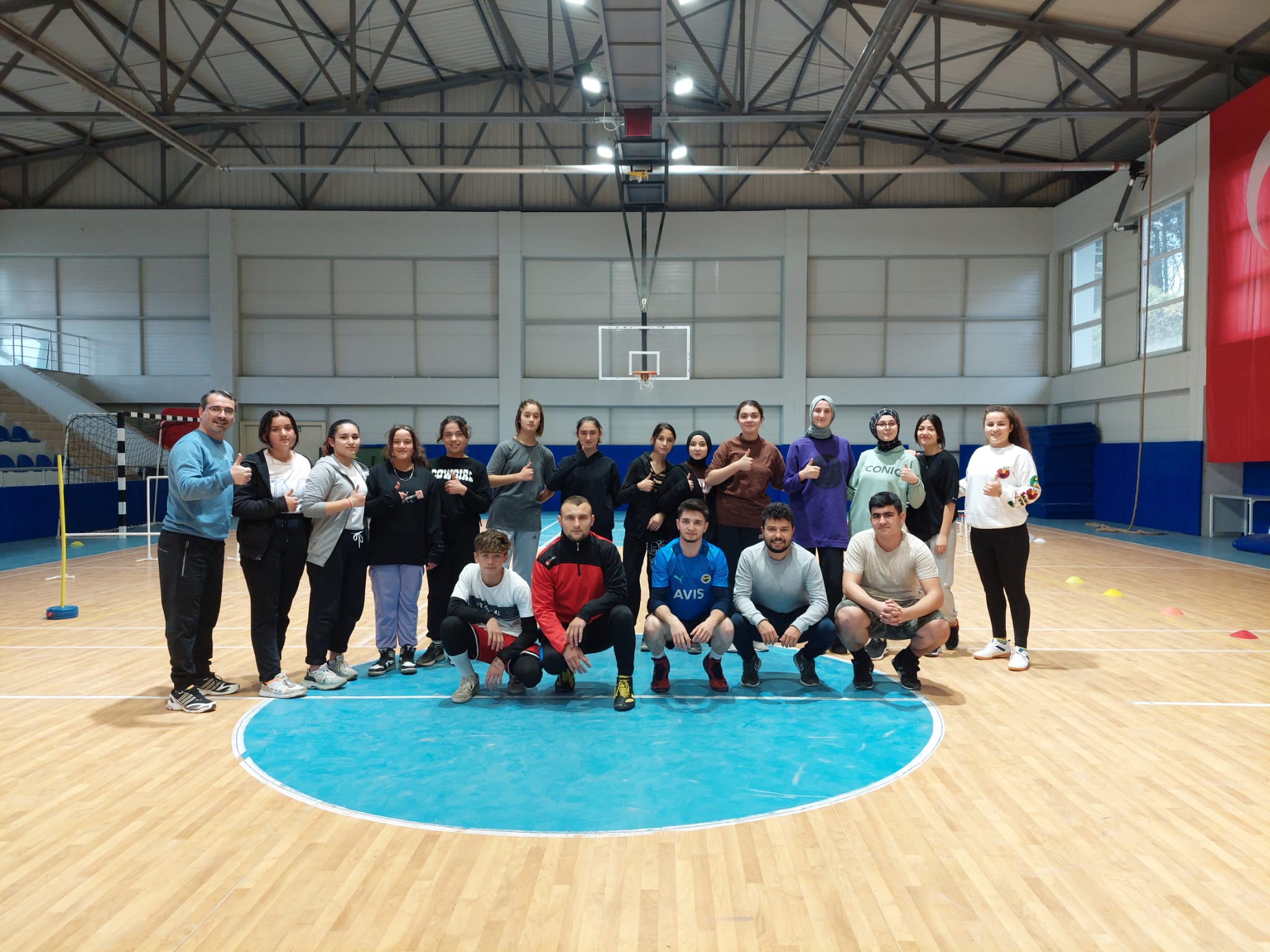 Alaçam'da gençlere destek! Özel yetenek sınavlarına hazırlıyorlar