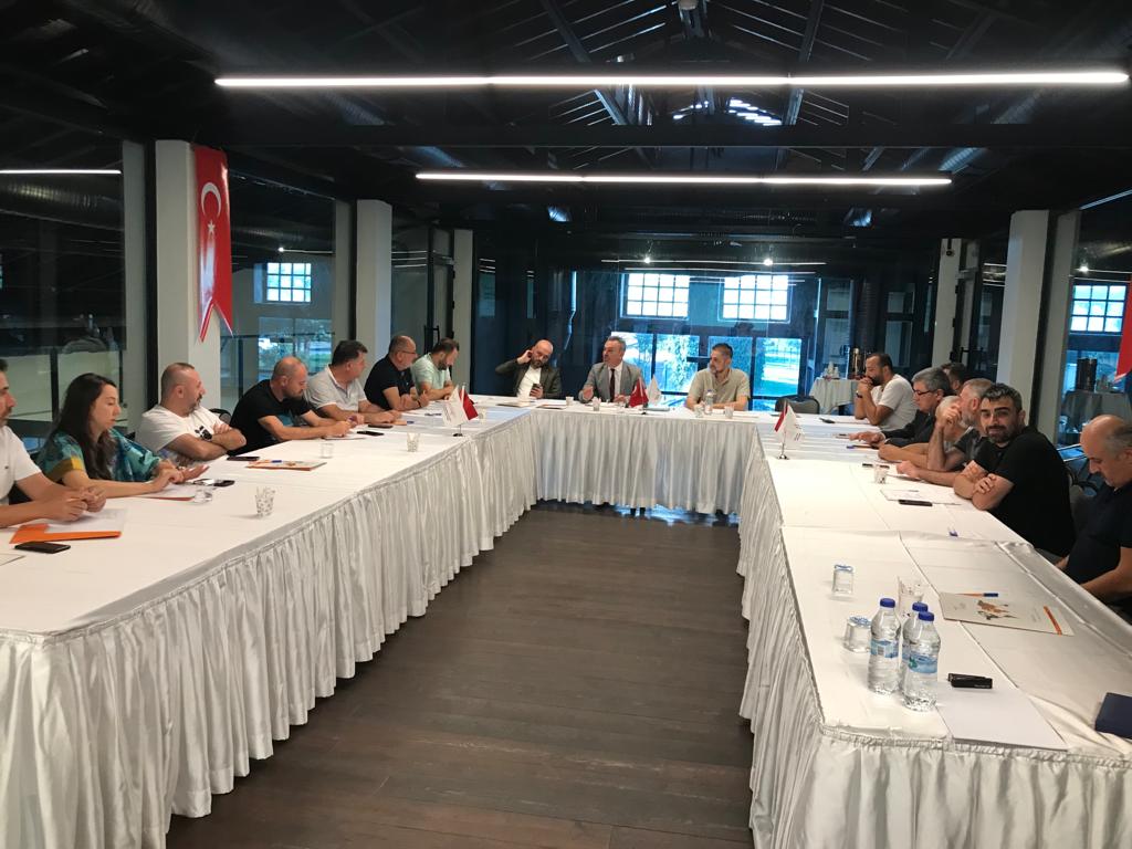 MEDİKÜM'de Ahmet Alp Doğru yeniden başkan