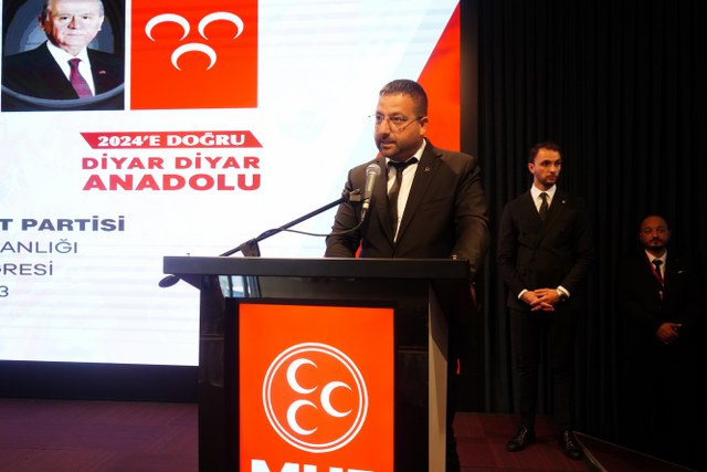 Samsun'da MHP İlkadım'da Yavuz Anuk başkanlığa seçildi