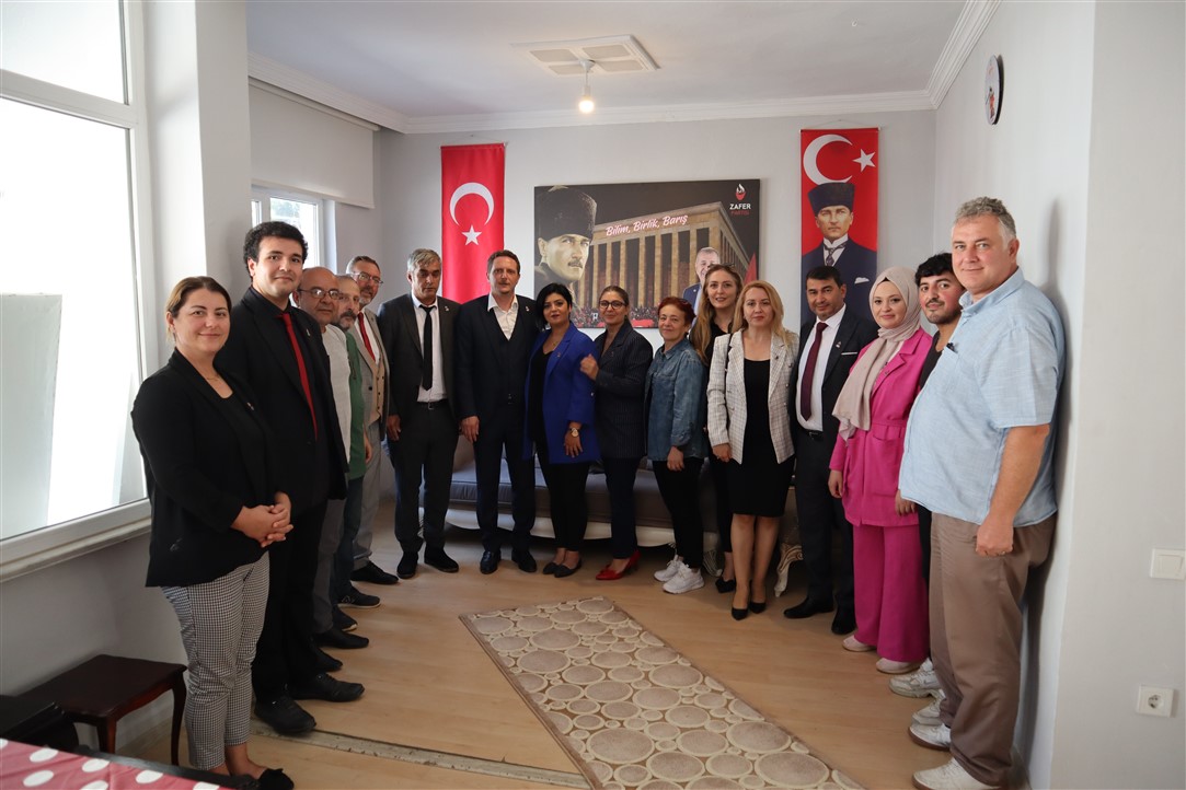 Faruk Şen, "Bafralıların Zafer Partisi'ne teveccühünün farkındayız"