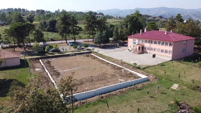 Tekkeköy'de 3 spor tesisinin yapımı sürüyor