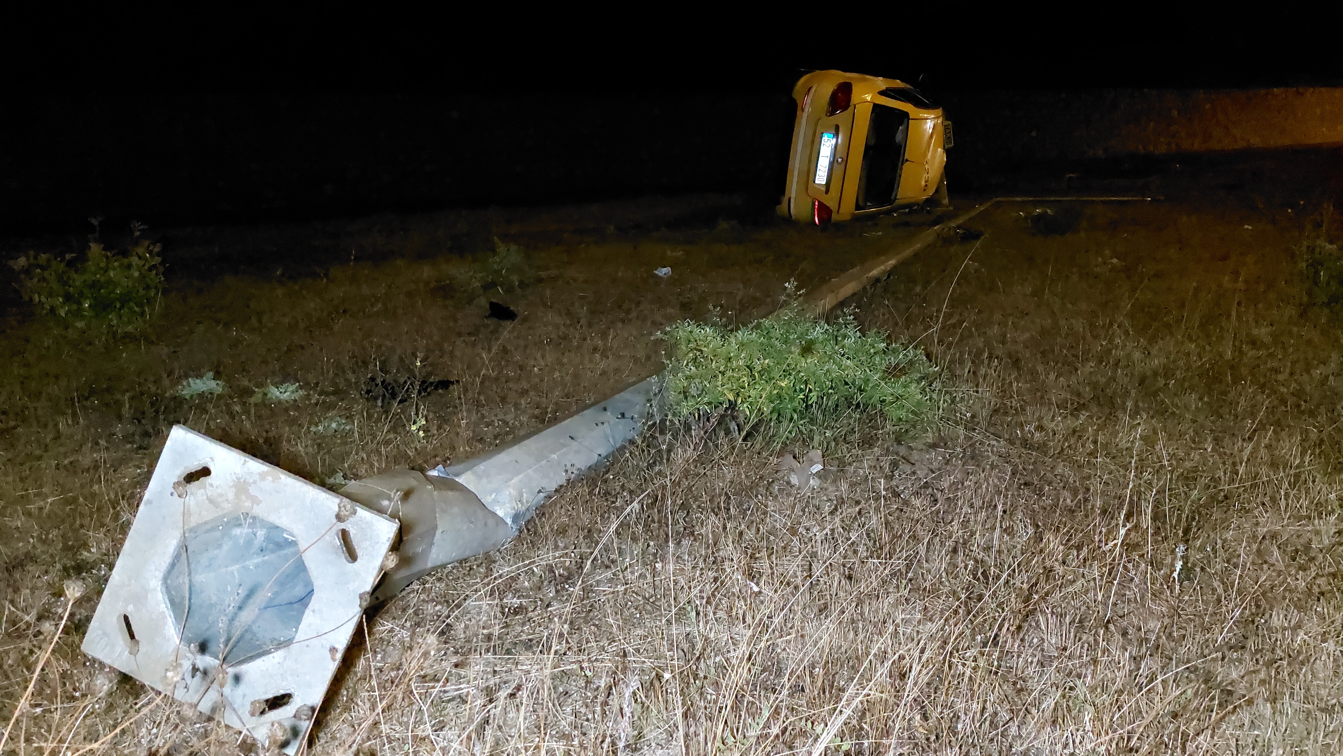 Samsun'da taksi takla attı! 4 yaralı