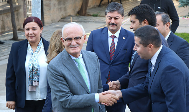 Yılmaz Kırşehir'de konuştu: 'Muhalefet ideolojik biz insan odaklıyız'