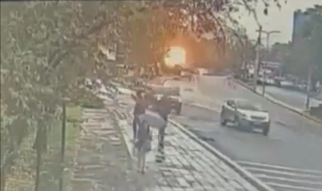 Ankara Kızılay'da teröristin kendini patlatlatma anı!