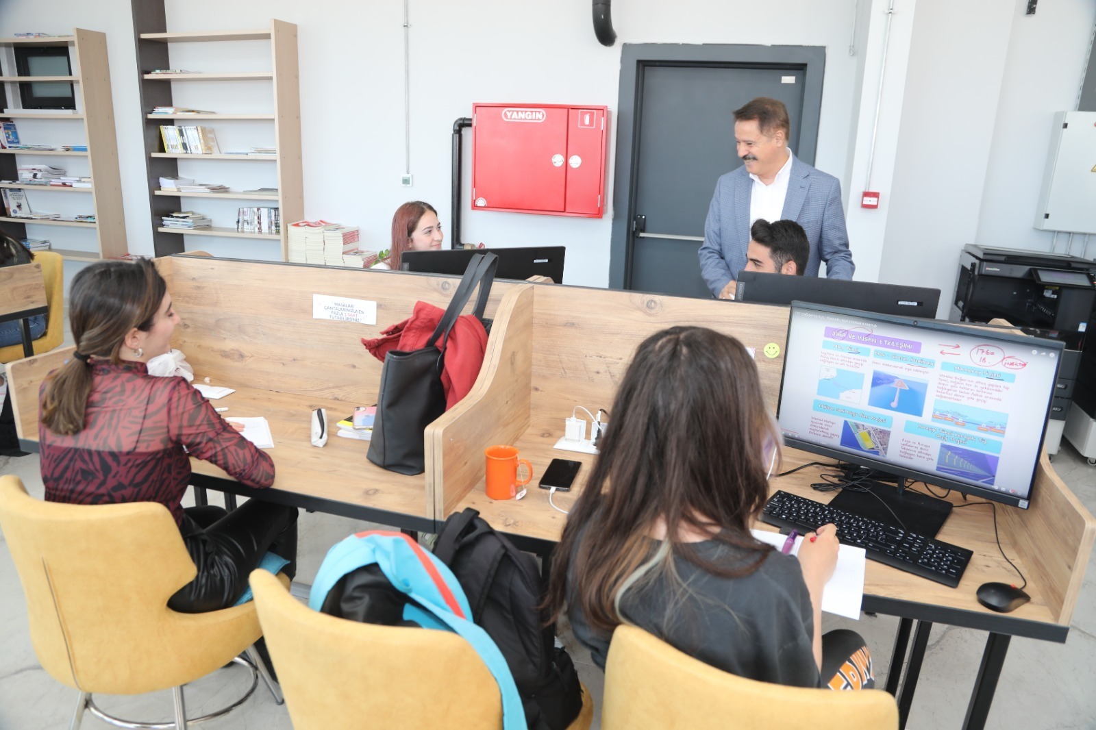 Atakum'daki gençlerden Başkan Deveci'ye teşekkür!