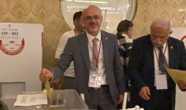 Samsun'da CHP İl Başkanlığı Kongresinde başkanlığa Mehmet Özdağ seçildi