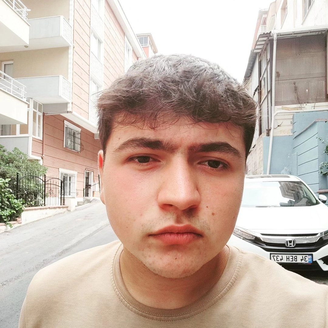 Samsunlu genç inşaattan düşerek öldü