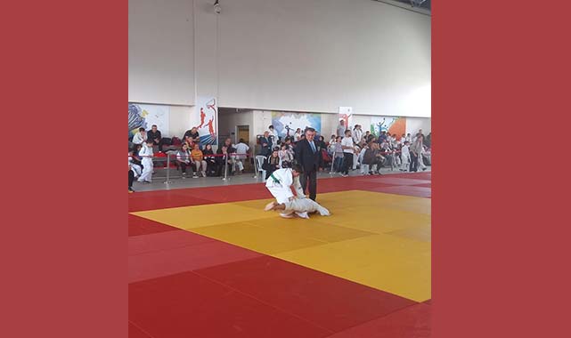 Atakum'da tatamide madalya mücadelesi