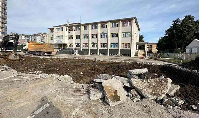 Samsun'da ortaokul bahçesine yapılan anaokuluna tepki yağdı!