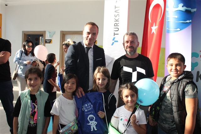 Samsun'da Türksat Çocuk Kulübü etkiliğiyle uzayı tanıdılar