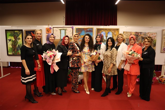 Atölye Martı'dan İçimizden Birileri'nin anlamlı sergisi