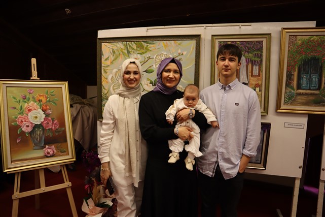 Atölye Martı'dan İçimizden Birileri'nin anlamlı sergisi