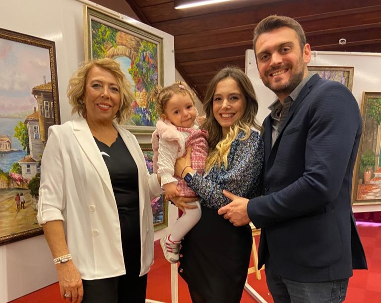 Atölye Martı'dan İçimizden Birileri'nin anlamlı sergisi