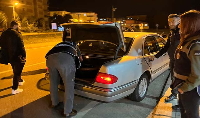 Samsun Çarşamba'da polislerden şok uygulama