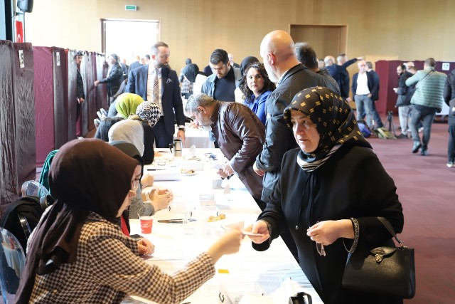 AK Parti Samsun'da aday adayları için teşkilat temayül yoklaması yapıldı