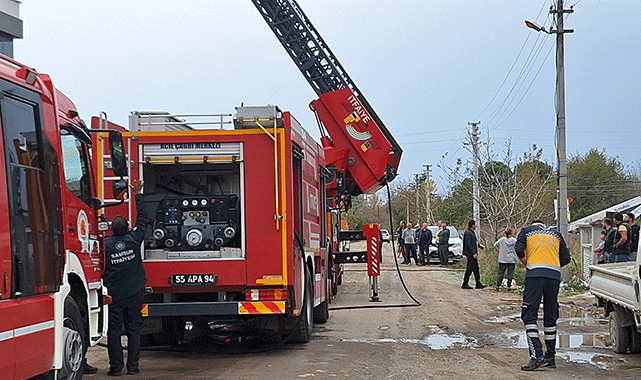 Samsun'daki binanın çatı katında yangın çıktı