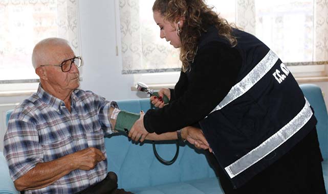 Cemil Deveci: "Evdeki ihtiyaçlarınızda, Atakum Belediyesi yanınızda"