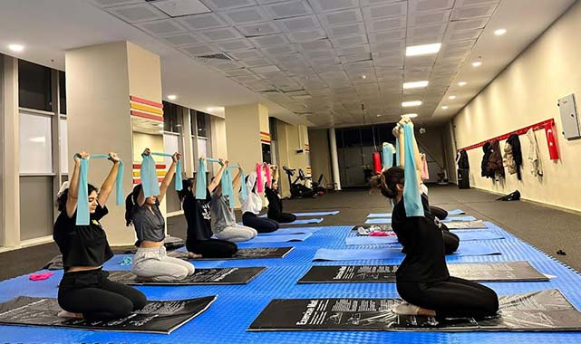 Samsun'daki öğrenci yurdunda spor zamanı